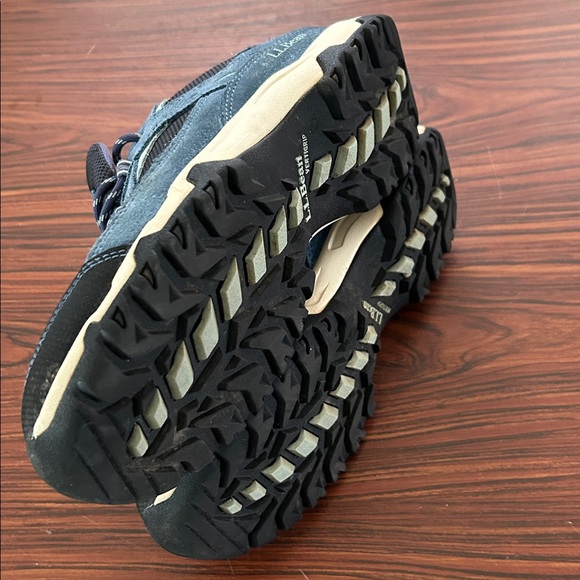 Women's L.L. Bean Tek Trail Model 4 Hiking Shoes Size 9.5 - Picture 6 of 8